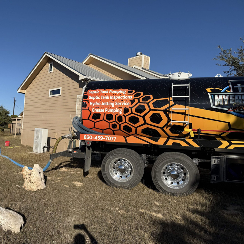 myers septic solutions truck in action